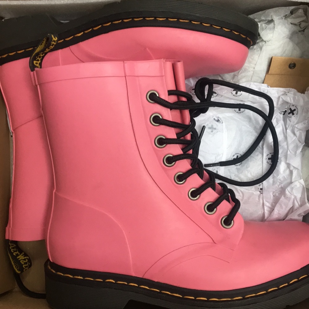 Dr martens matte pink rubber boots Wellington